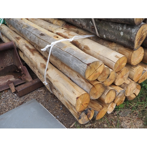 104 - Bundle of 8ft peeled and pointed chestnut straining posts - 20