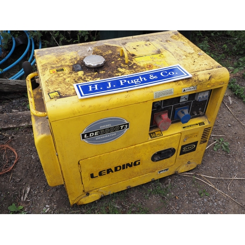 127 - LDE 6800 T3 diesel generator, new battery