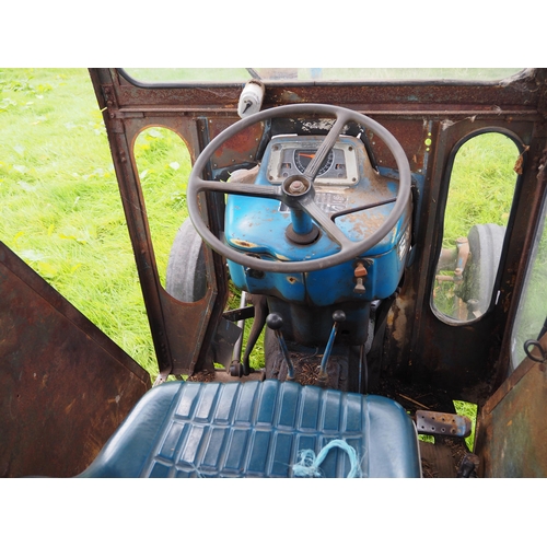 145 - Ford 4000 tractor. Showing 5540 hours, runs and drives. C/w Lambourne cab