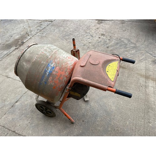 196 - Belle electric concrete mixer 240v