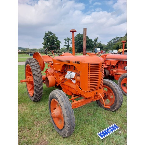 1643 - Case DC4 petrol/tvo tractor, new rear tyres older restoration. Runs and drives