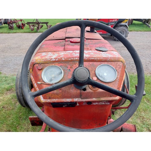 1644 - International 523 agromatic tractor, pick up hitch, nearly new tyres all round, off farm condition. ... 