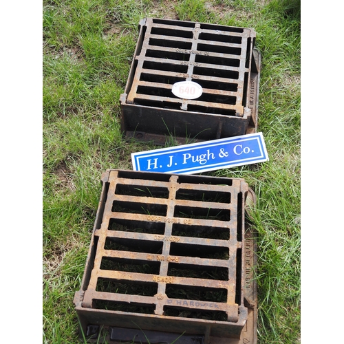 640 - Heavy duty cast iron drains - 2