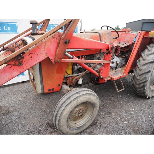 1631 - Massey Ferguson 265 tractor. 1980. Runs and drives. C/w front loader, pallet tines and bucket. Has b... 