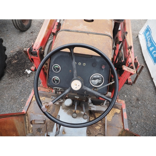 1631 - Massey Ferguson 265 tractor. 1980. Runs and drives. C/w front loader, pallet tines and bucket. Has b... 