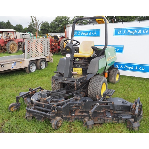 1609 - John Deere 1620 out front rotary mower. Key in office