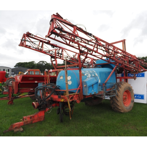 1615 - Gem 3.0 Steer track crop sprayer, 24m. Off farm, used recently. Working order. Controls in office