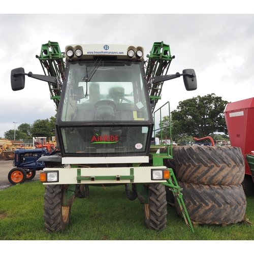 1625 - Houseman Air Ride 36000 sprayer, 2005.  Row crop and flotation wheels. Reg. FX05 NDJ. V5 and key in ... 