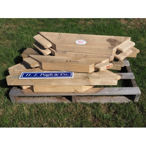 1057 - Oak braces 0.97m - 8