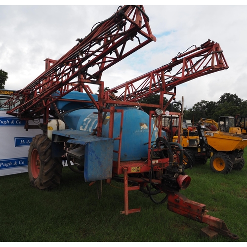 1615 - Gem 3.0 Steer track crop sprayer, 24m. Off farm, used recently. Working order. Controls in office