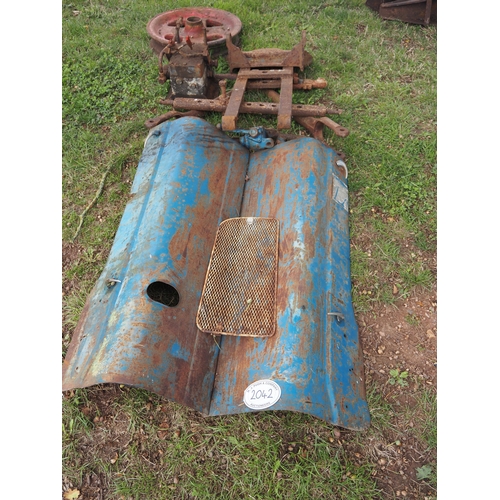 2042 - Fordson Major parts