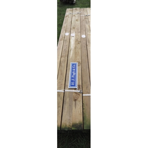 1268 - Sawn timber 12ft x4x1