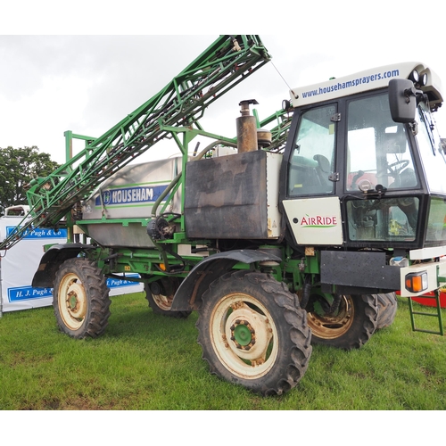 1625 - Houseman Air Ride 36000 sprayer, 2005.  Row crop and flotation wheels. Reg. FX05 NDJ. V5 and key in ... 