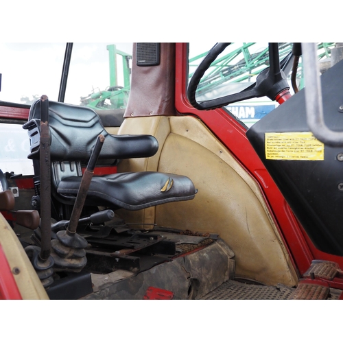 1627 - International 956XL tractor, starts but has gearbox issue. Reg. EKV 705Y