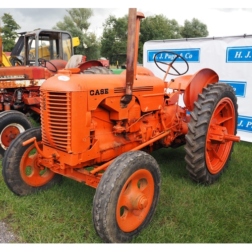 1643 - Case DC4 petrol/tvo tractor, new rear tyres older restoration. Runs and drives