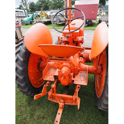 1643 - Case DC4 petrol/tvo tractor, new rear tyres older restoration. Runs and drives