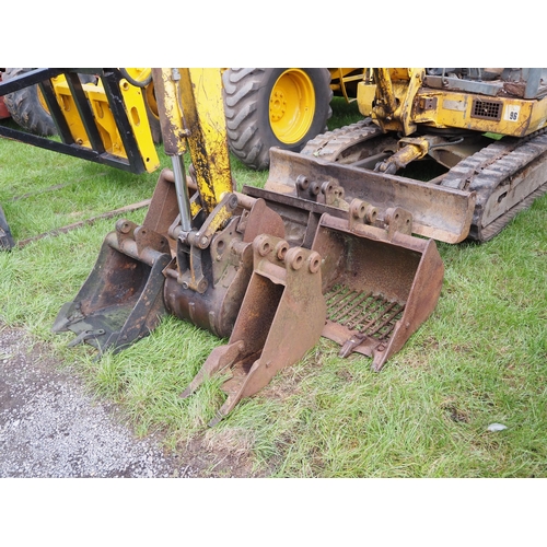 1645 - JCB 803 Mini digger. Runs and drives. Keys in office