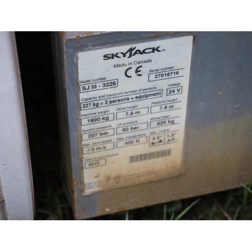 1657 - Skyjack SJ111 3226 DC electric lift