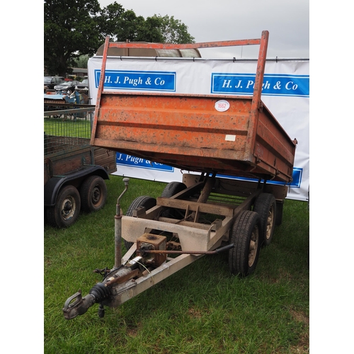 1662 - Hi Line 1500 multi tip trailer