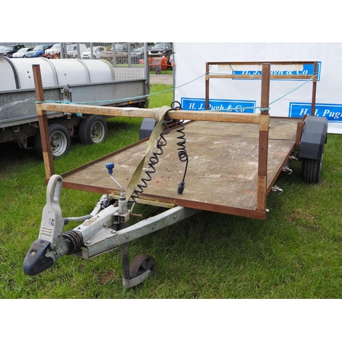 1664 - Flatbed car trailer