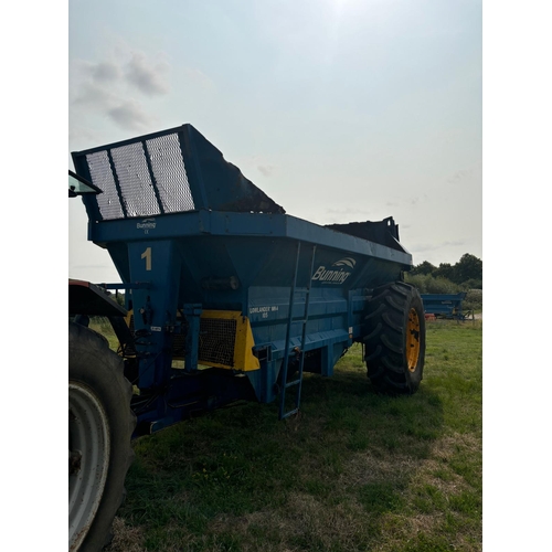 Bunning Lowlander Mk4 105 rear discharge muck spreader. 2013. New bed