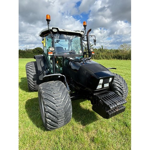 76 - Deutz Fahr tractor. Runs and drives, showing 3976 hours. Front weights, floatation tyres. Reg. MX10 ... 