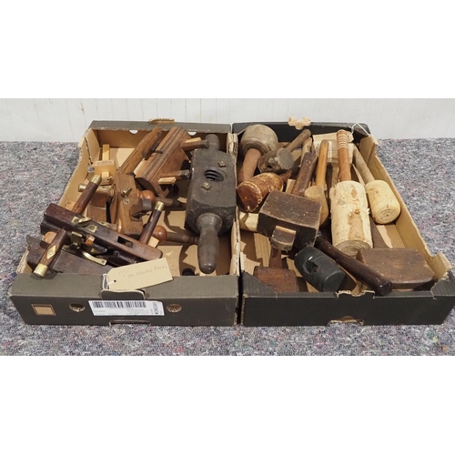 105 - Assorted planes and mallets