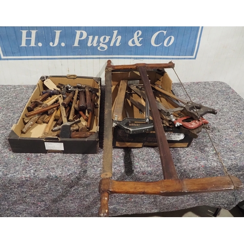 75 - Quantity of hammers and hand saws