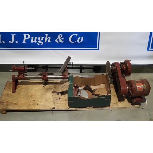 249 - Coronet Minor lathe with 3ft bed and parts. Single phase