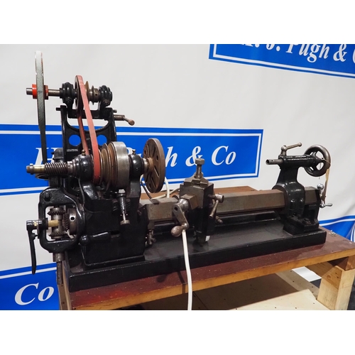 315 - Pittler C3 metal working lathe on wooden bench with 22