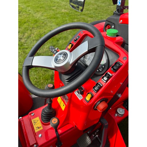 206 - Antonio Carraro TRX7800s forward reverse drive 70hp alpine tractor. Showing 6 hours on the clock, ca... 