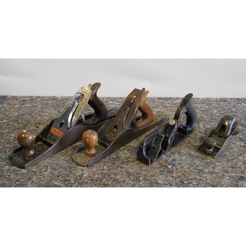 213 - Record No.078 rebate plane, Stanley No.5½ plane and 2 others