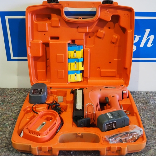 224 - Tacwise nail gun with box of nails