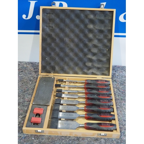 235 - Ultex chisel set