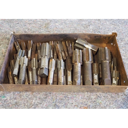 260 - Large morse taper taps