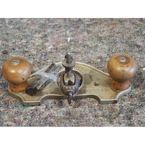 309 - Early Stanley No. 71½ closed throat router plane complete with 3 cutters