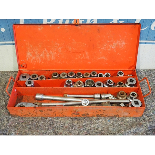 351 - Heavy duty Britool socket set