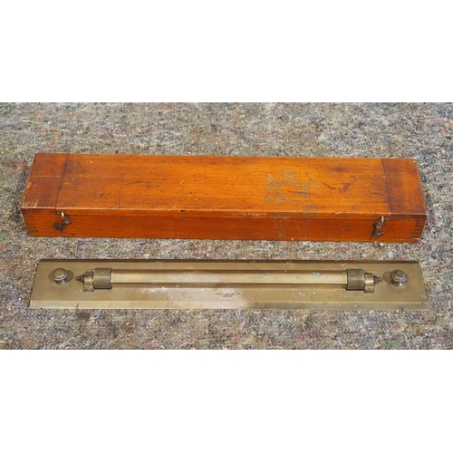 473 - Brass rolling ruler