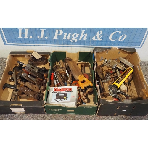 605 - Woodworking planes and boxes of assorted hand tools