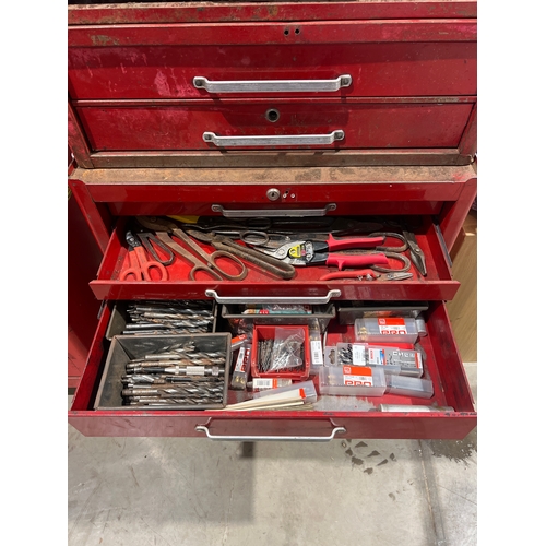 656 - Cartel tool chest and contents