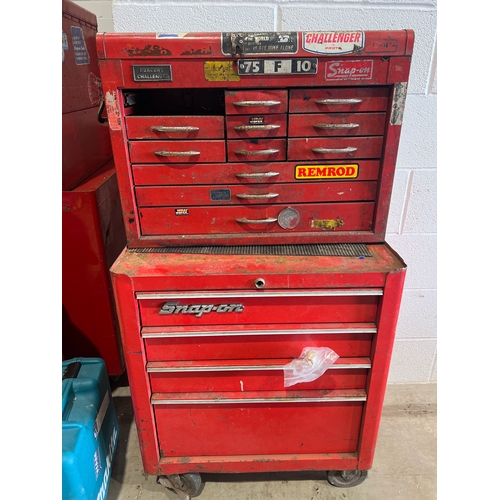 657 - Believed Snap on tool chest and contents