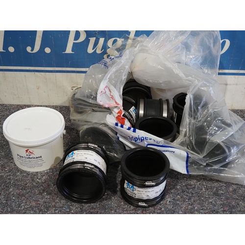 746 - 100-115mm Drain couplings - 11 and tub of pipe lubricant