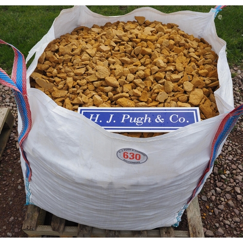 630 - Tote bag of Cotswold stone chippings