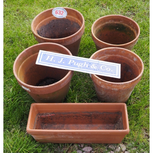 632 - Terracotta planters - 5