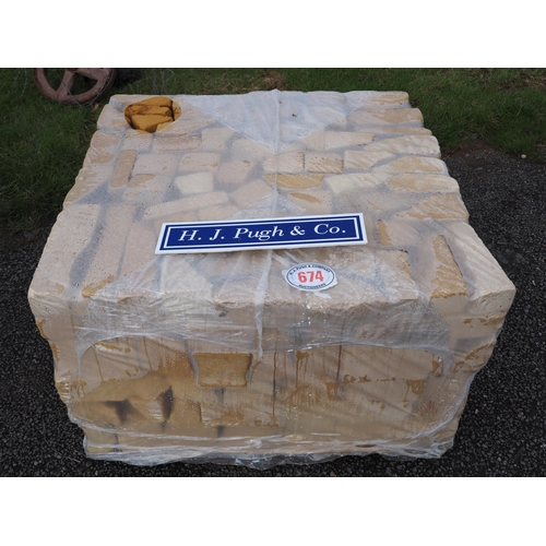 674 - Pallet of Cotswold stone bricks