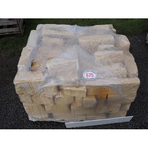 675 - Pallet of Cotswold stone bricks