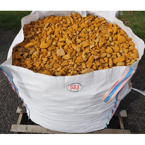 683 - Tote bag of Cotswold stone chippings