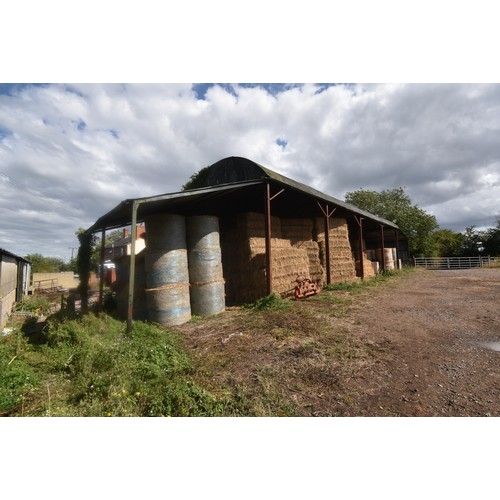 HARDWICKS HAY FARM, LINKEND ROAD, CORSE LAWN, GLOUCESTER, GL19 4NN.         
A substantial block of Grade III arable land with direct road access extending to approximately 83 Acres (33.63 Ha) as well as a 
number of useful steel-framed buildings