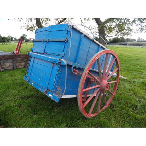 159 - Livestock cart and netting