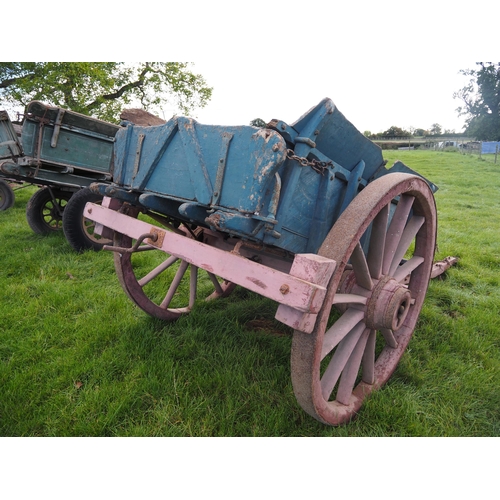 163 - Somerset tipping cart